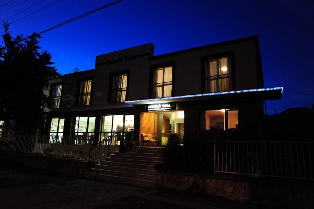 Panzio Tata Bed & Breakfast Ngoại thất bức ảnh