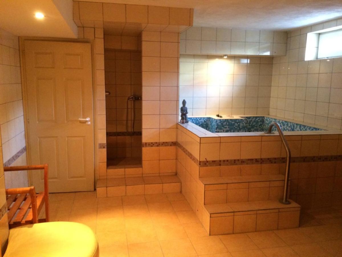 Panzio Tata Bed & Breakfast Ngoại thất bức ảnh