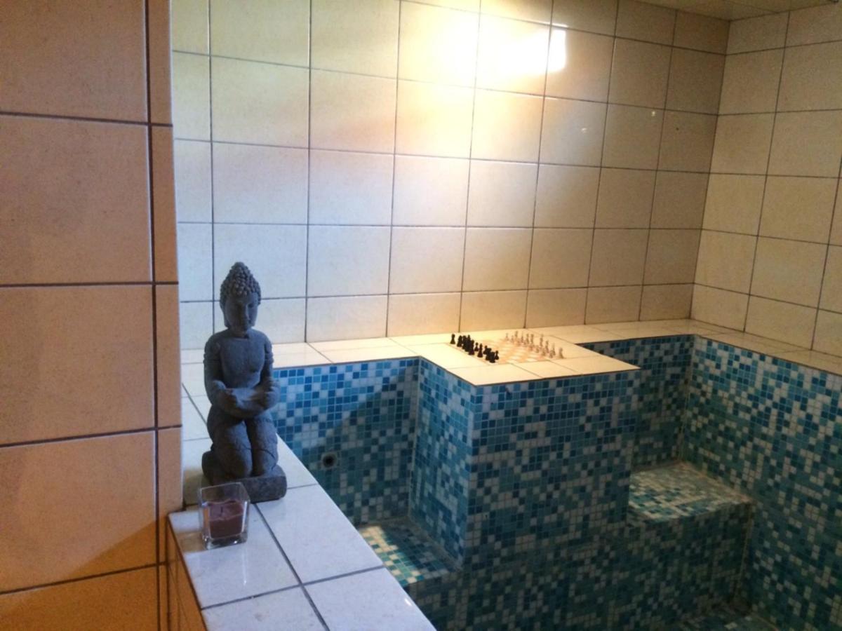 Panzio Tata Bed & Breakfast Ngoại thất bức ảnh